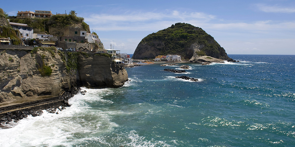 Italy, eiland, vakantie Italië, Villa La Colombaia van Luchiano Visconti, Ischia, Italië, © Tekst Eric Govers, Foto's Liesbeth van der Wal, www.santmedia.nl